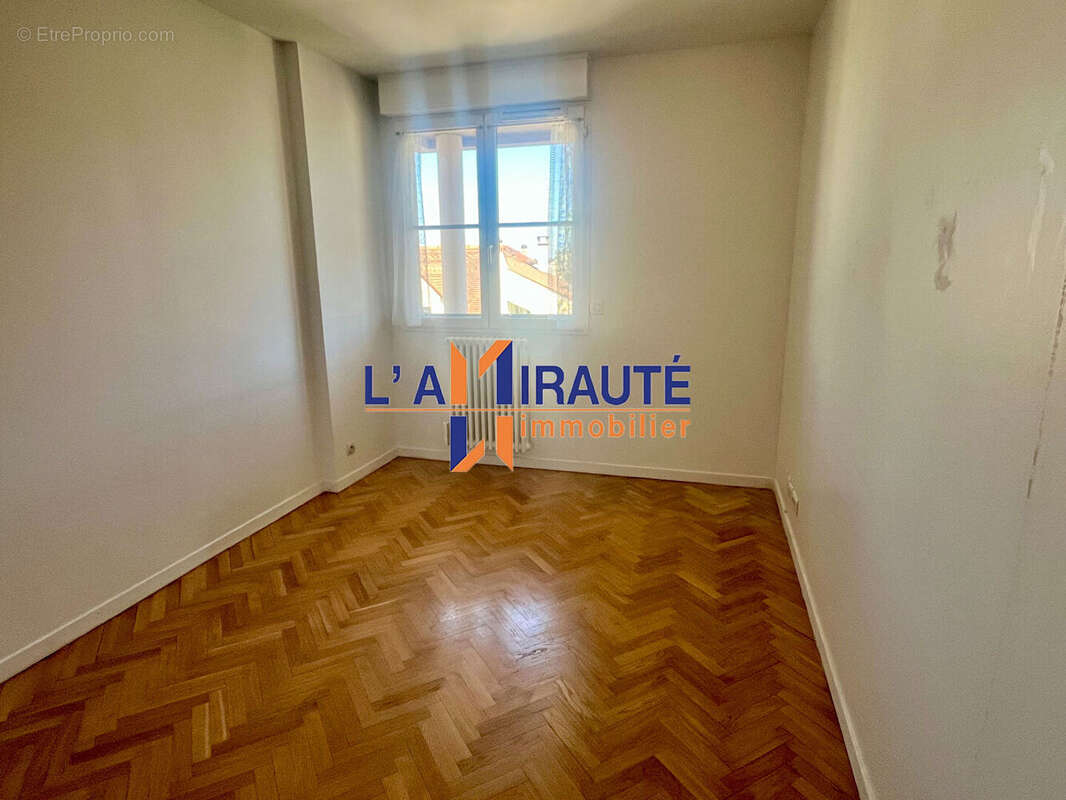 Appartement à MAISONS-LAFFITTE