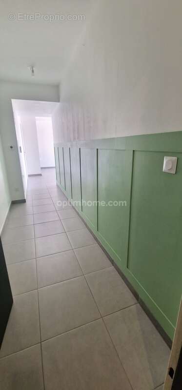 Appartement 80 m² à Istres  - photo 15
