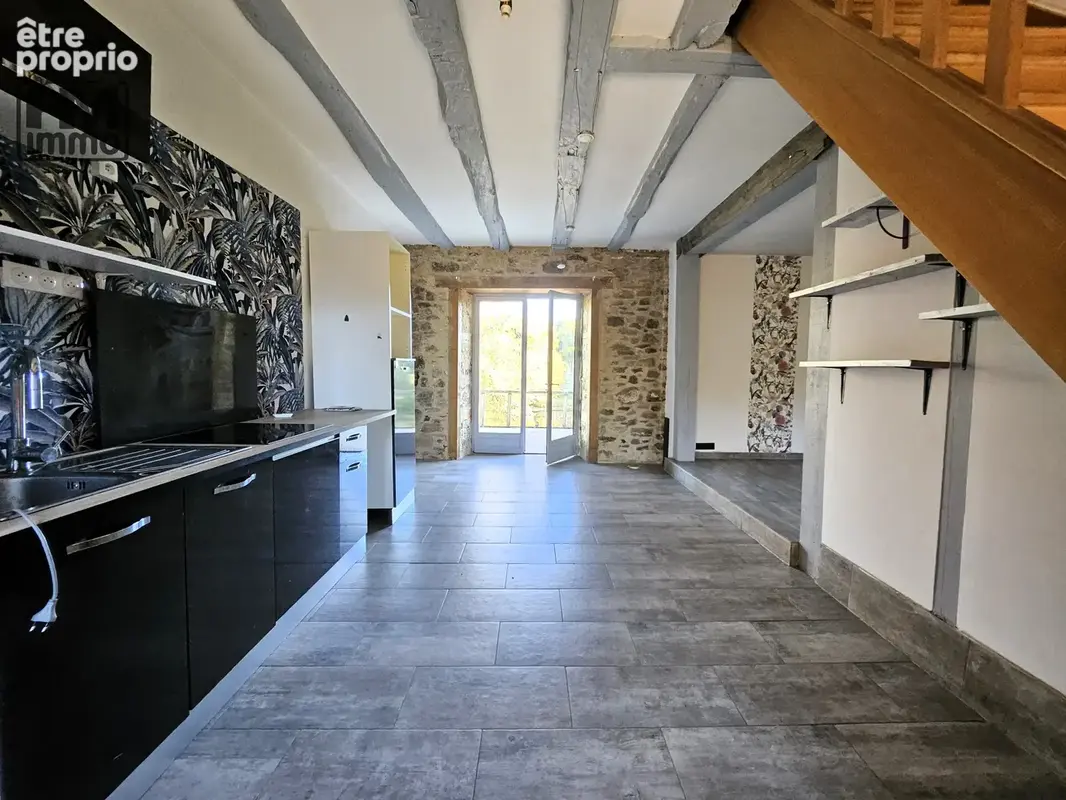 n°2 - Maison à SAINT-HILAIRE-LES-PLACES