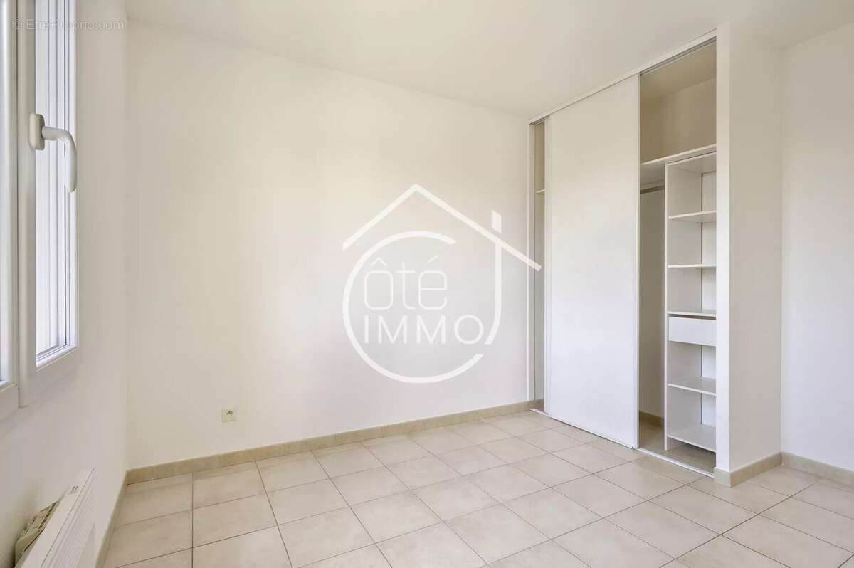 Maison à SAINT-QUENTIN-DE-BARON