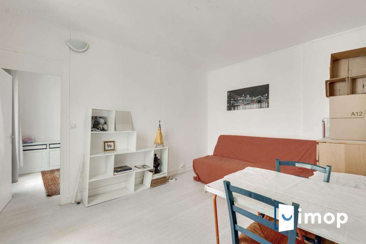 Appartement à PARIS-15E