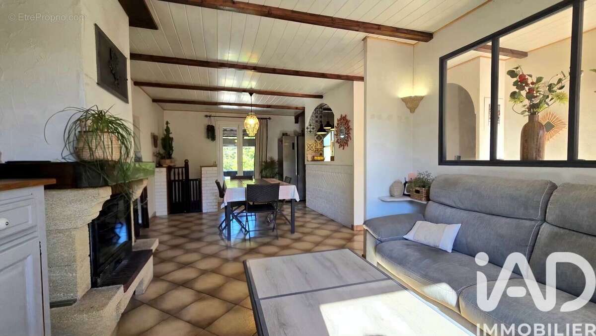 Photo 2 - Maison à GONFARON