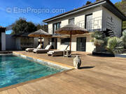 Maison à BOUC-BEL-AIR