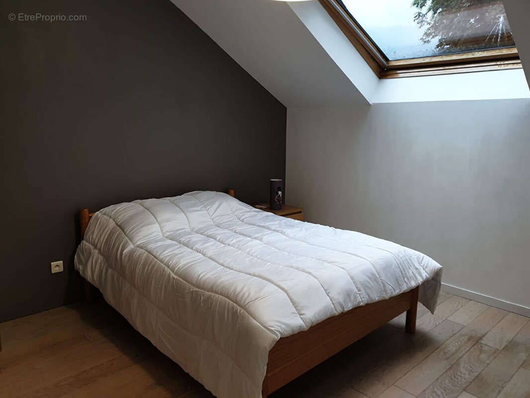 Appartement à CESSY