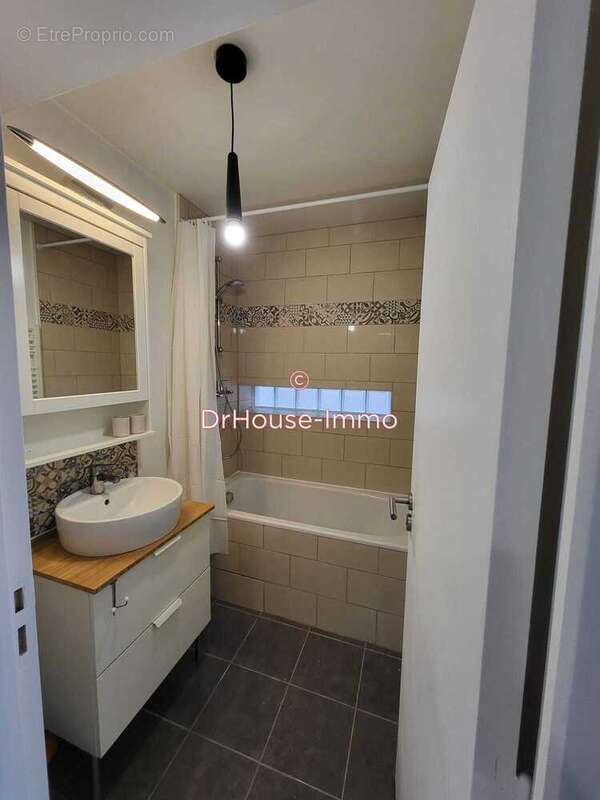 Appartement à ATHIS-MONS