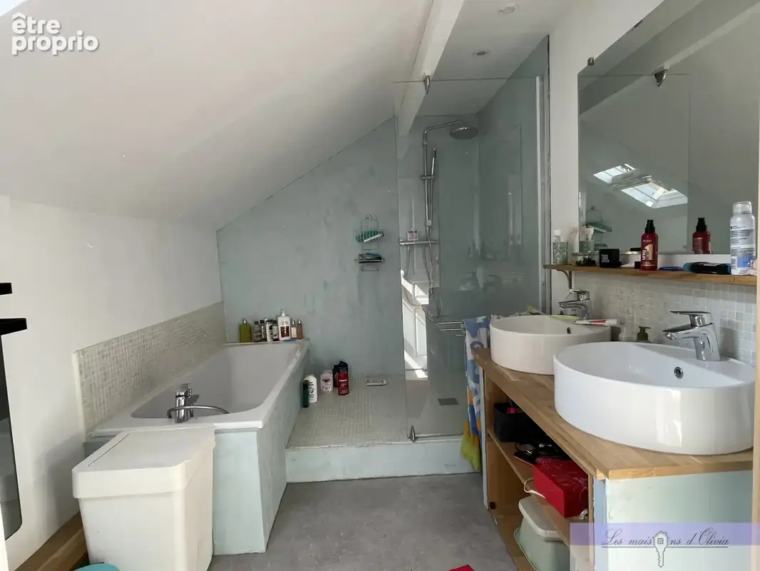 Maison familiale et chaleureuse  150 M2idéalement située en centre ville - photo 12