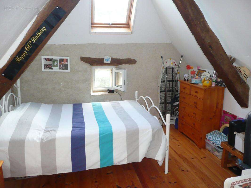 Maison à LA SALVETAT-PEYRALES