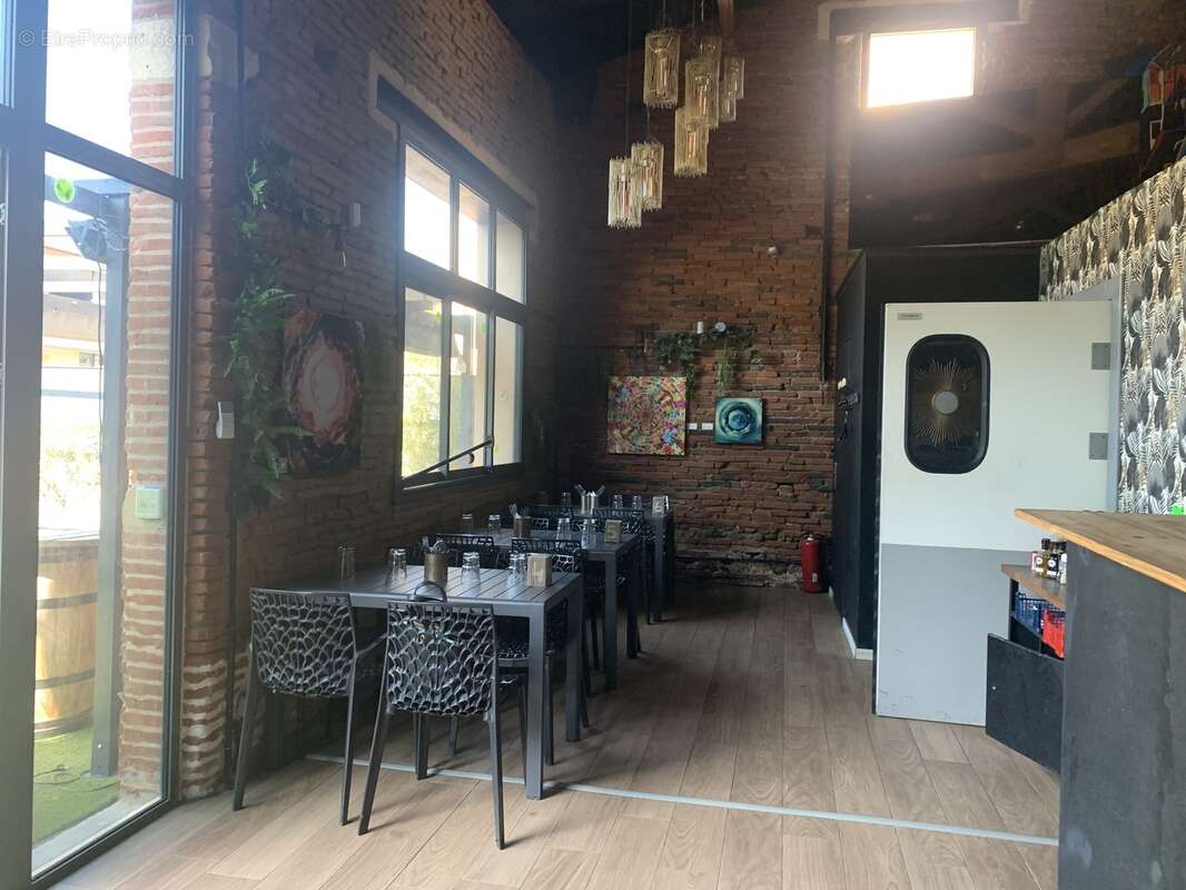 Commerce à DONNEVILLE