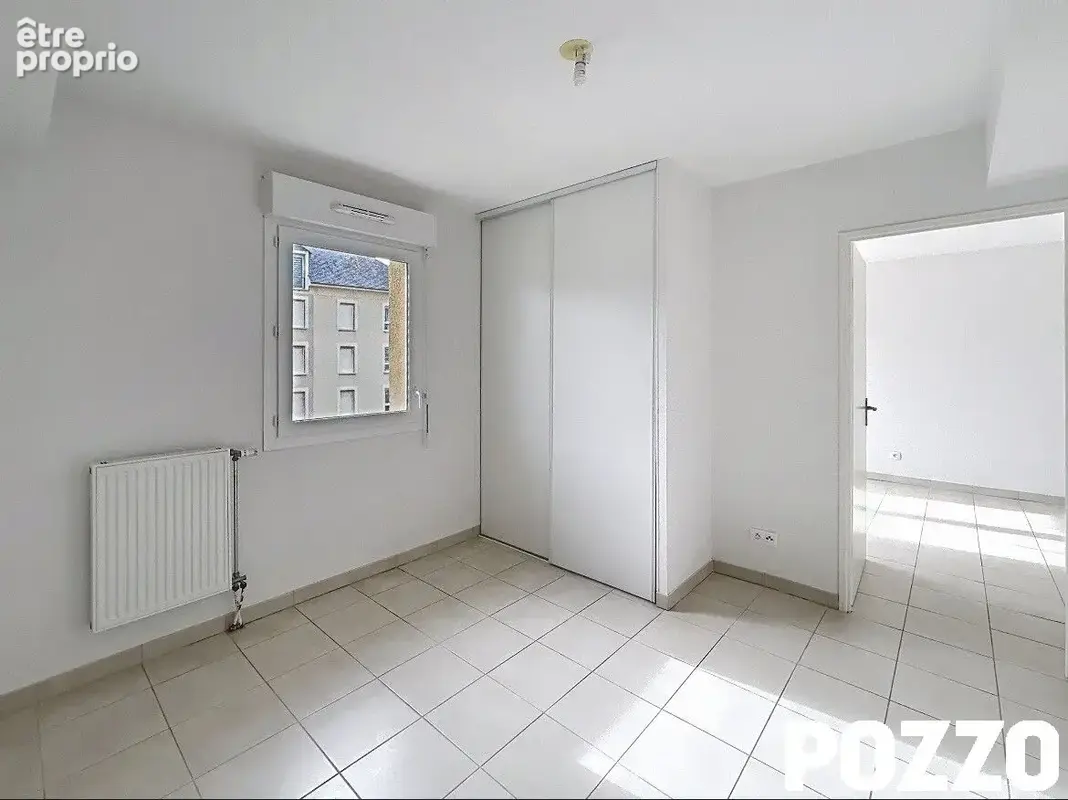 A VENDRE - GRANVILLE - Appartement T2 avec balcon et stationnement privatif ! - photo 3