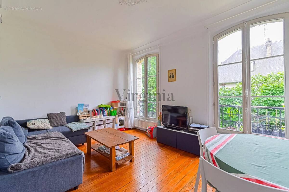 Appartement à MAISONS-ALFORT