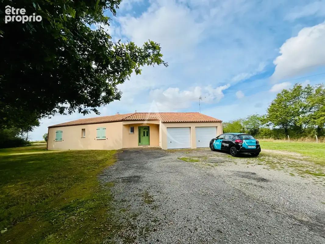 Maison Familiale de 2009 -Sainte Flaive Des Loups - 3 chambres - 119m² - photo 16