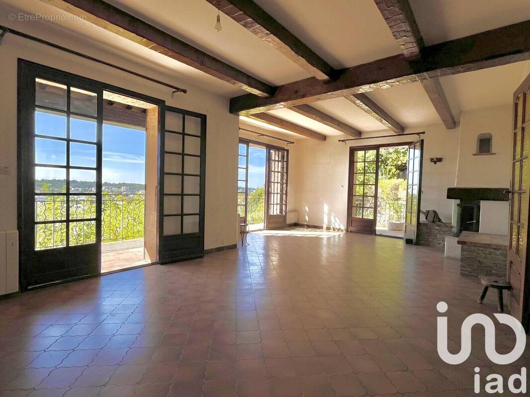 Photo 1 - Maison à LA VALETTE-DU-VAR