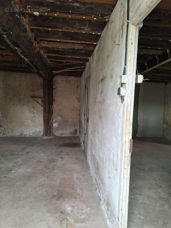 Maison à CHARCHIGNE