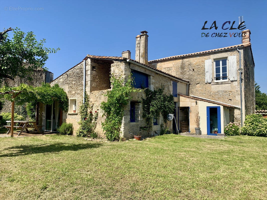 Maison à SAINT-SIGISMOND