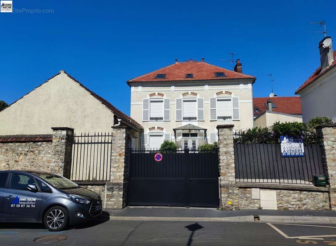 Maison à MONTLIGNON