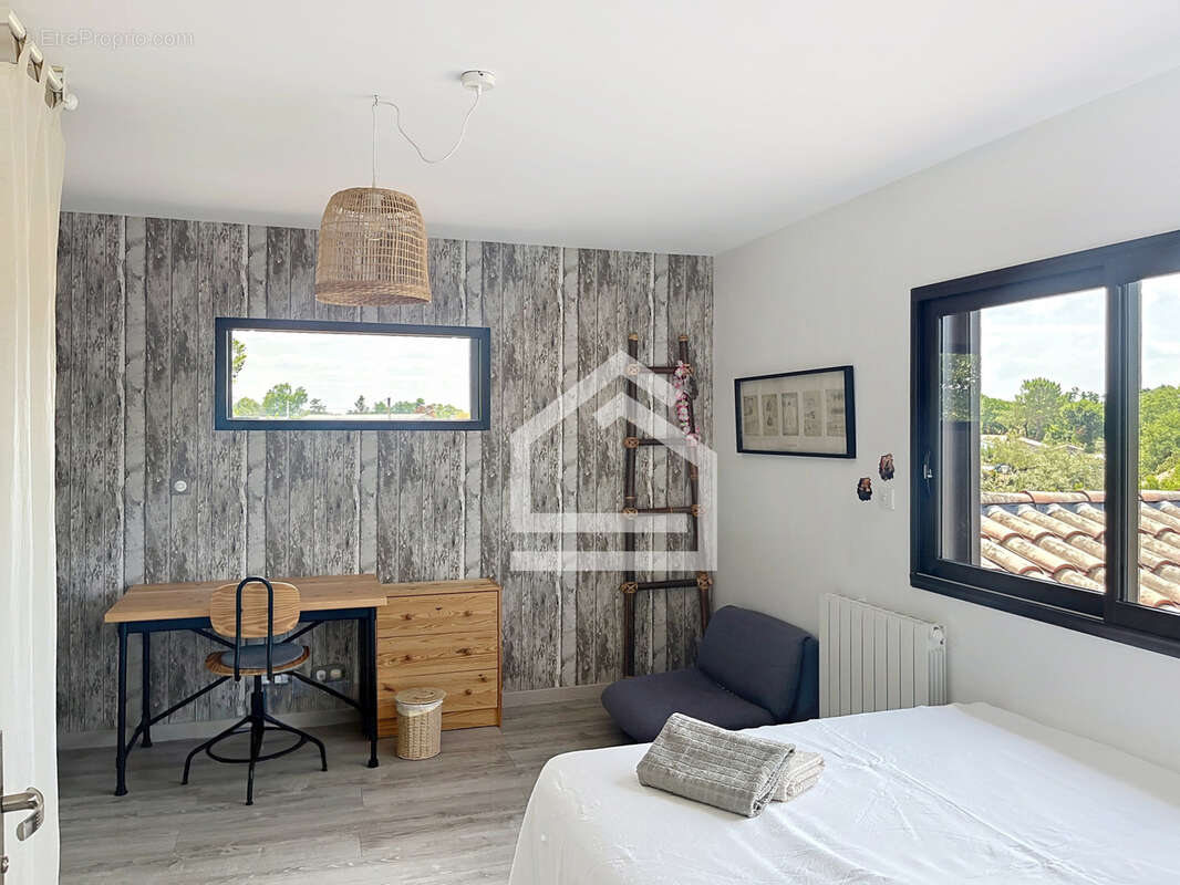 Lacanau Proche Lac Magnifique Maison Contemporaine, 7 pièces 240m2 - photo 6
