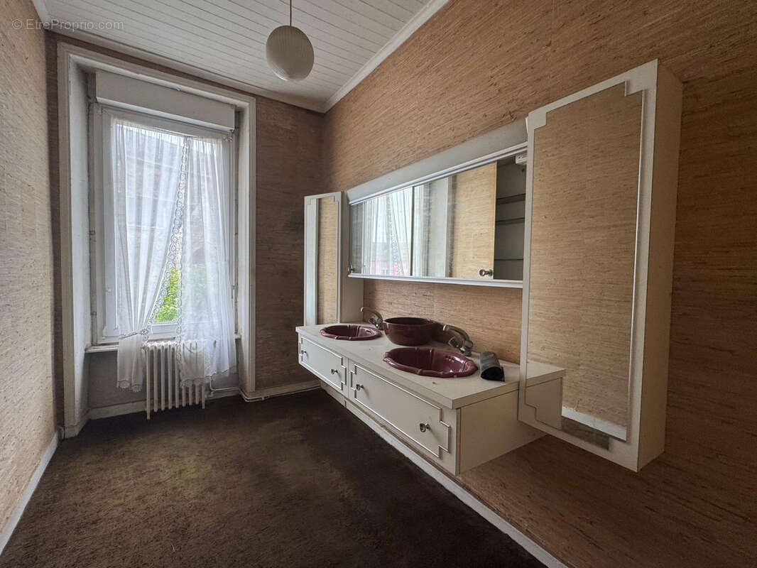 Maison de maître à rénover - photo 12
