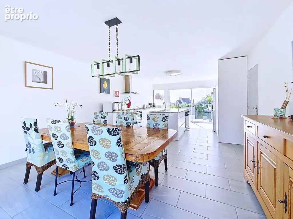 Maison, 6 pièces de 145 m² à Ploéven 29550 - photo 5