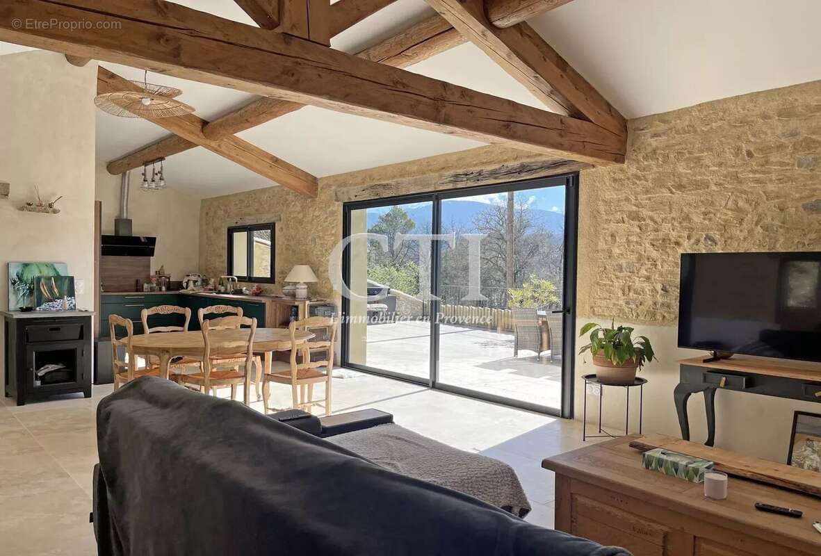 Maison à VAISON-LA-ROMAINE