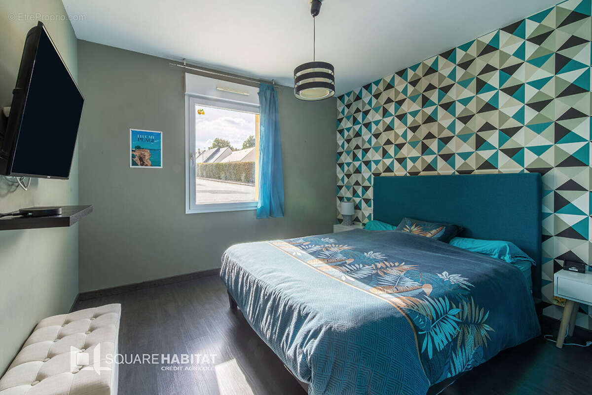 Maison à QUELAINES-SAINT-GAULT