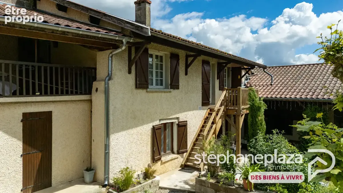 Joli corps de ferme rénové de 171m² habitables + 95m² de dépendances aménageables et 914m² de terrain à PEROUGES - photo 14