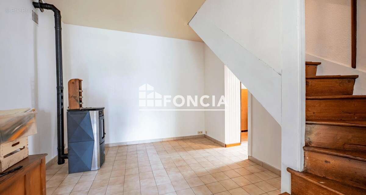 Maison à ROUSSILLON