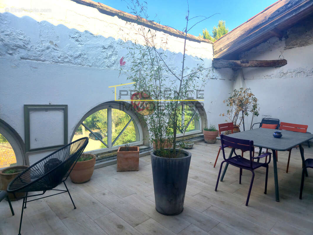 Appartement à MONTBOUCHER-SUR-JABRON