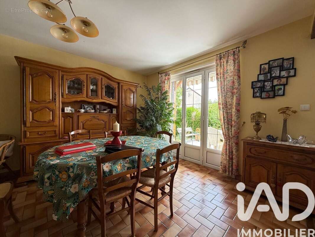 Maison 121 m² à Vitry-En-Charollais  - photo 6