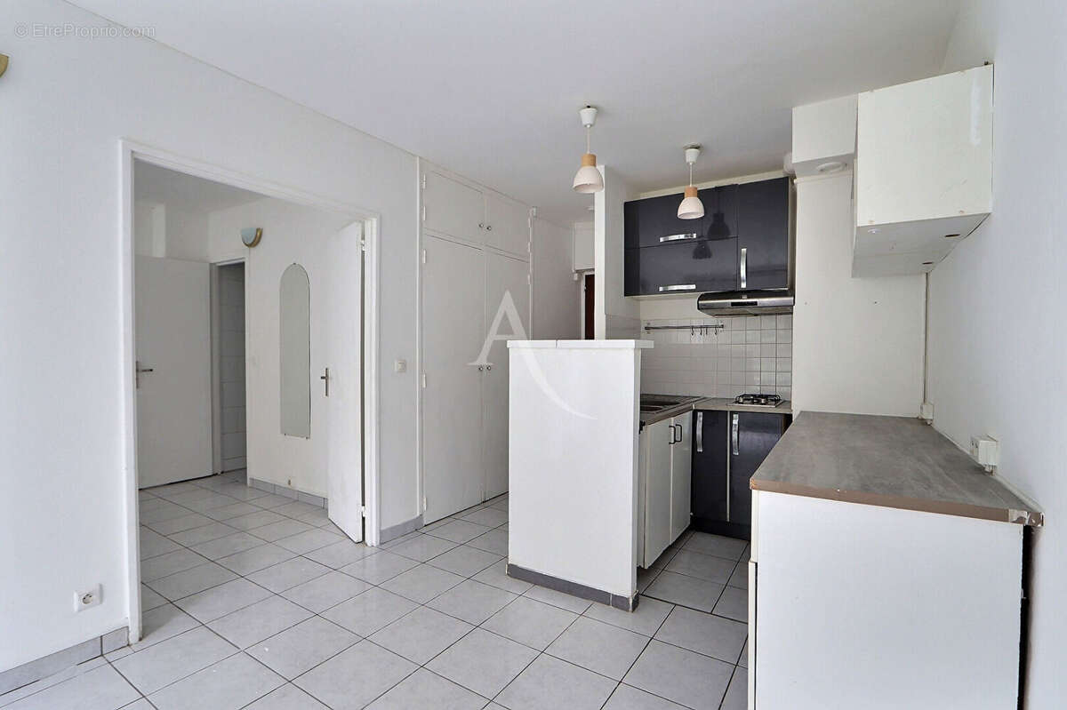 Appartement à AUBERVILLIERS