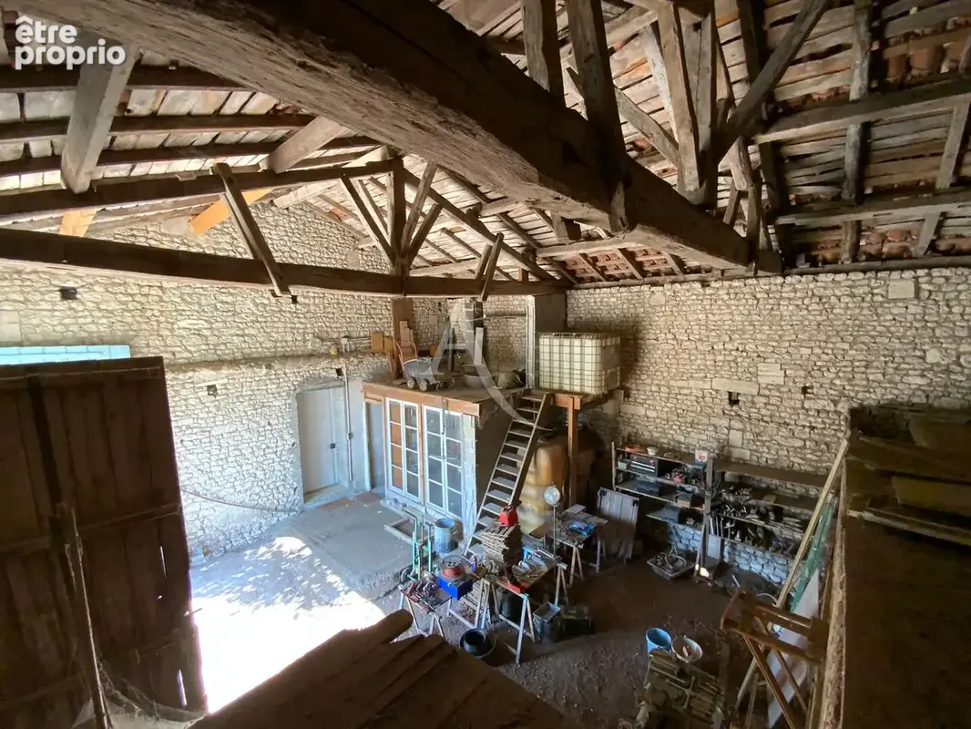 Propriété Charentaise de caractère à 10 km de Jonzac - photo 18