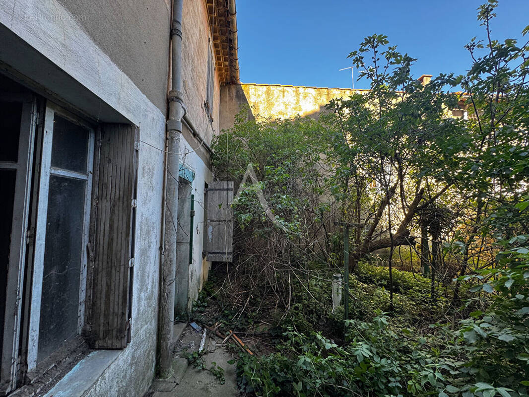 Maison à LEZIGNAN-CORBIERES