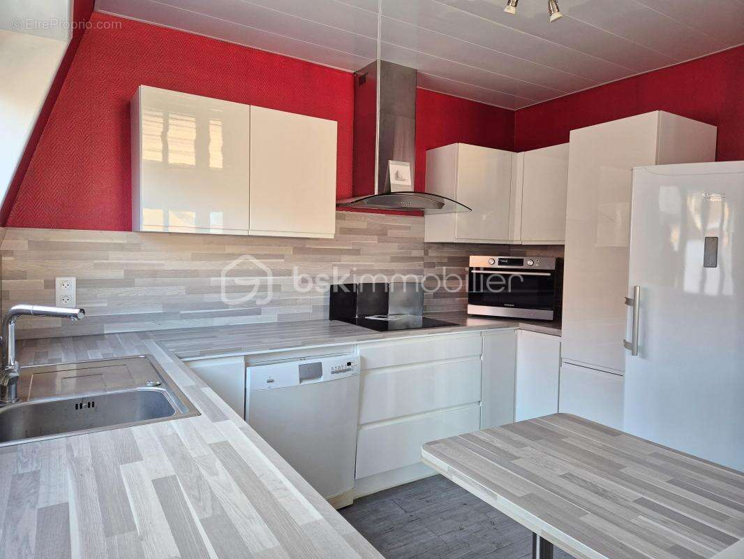 Bien rare à Hazebrouck : appartement avec jardin, garage et ascenseur privé - photo 3