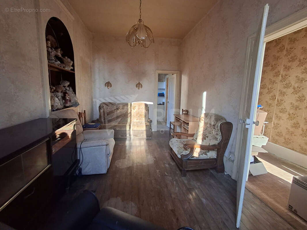 Maison à ANCY-LE-FRANC