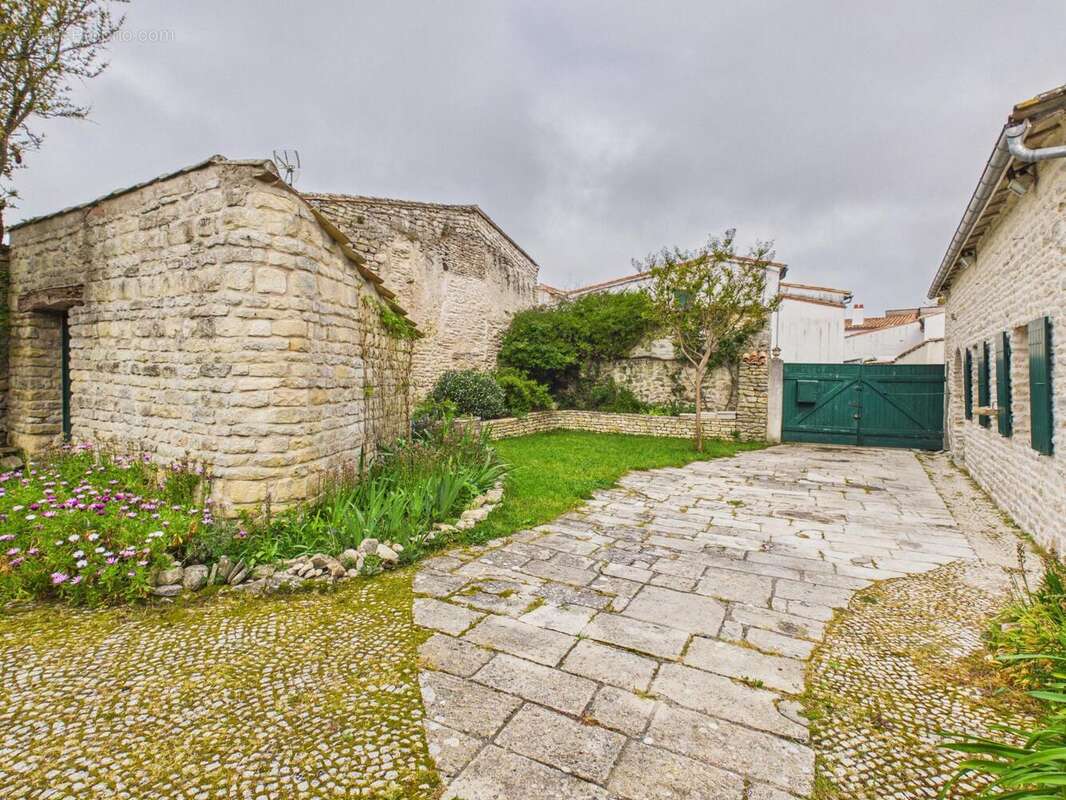 Photo 2 - Maison à SAINT-CLEMENT-DES-BALEINES