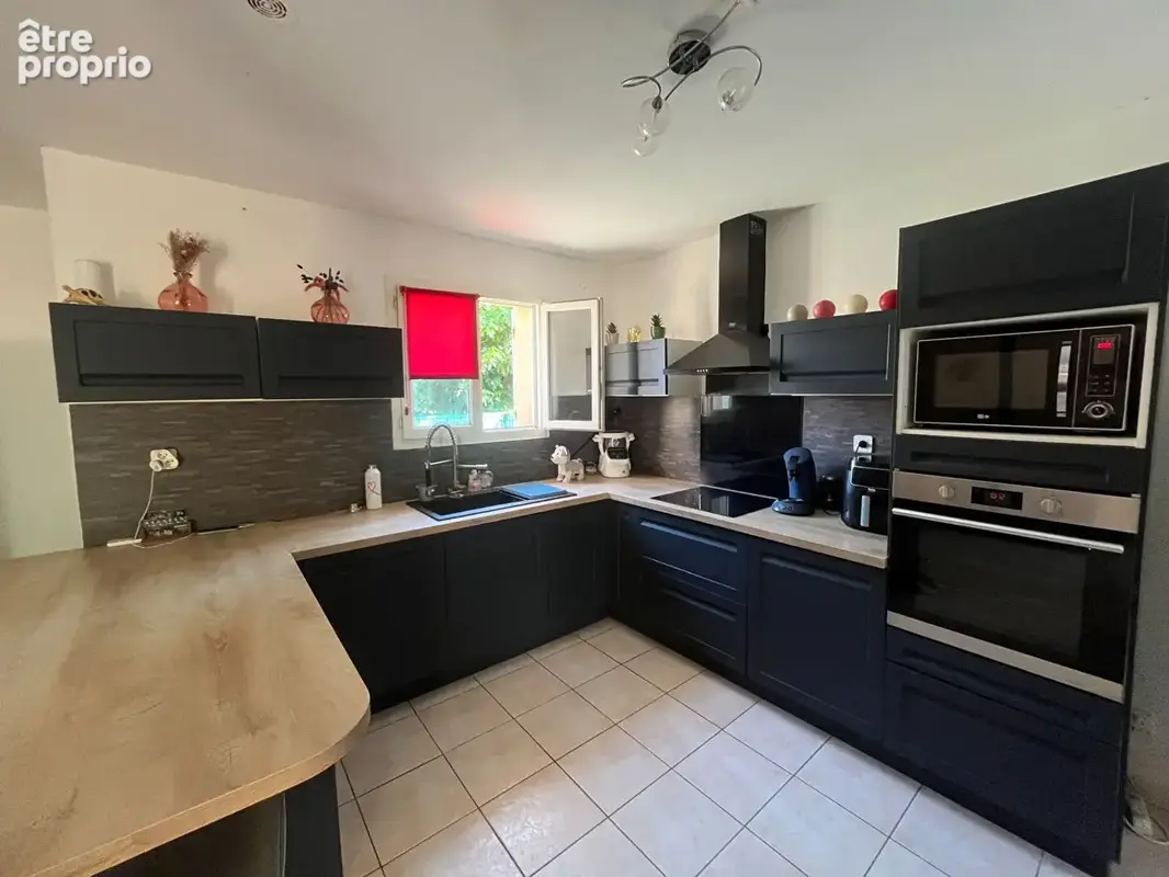 A vendre  - sarrians - maison avec piscine et jardin - photo 5