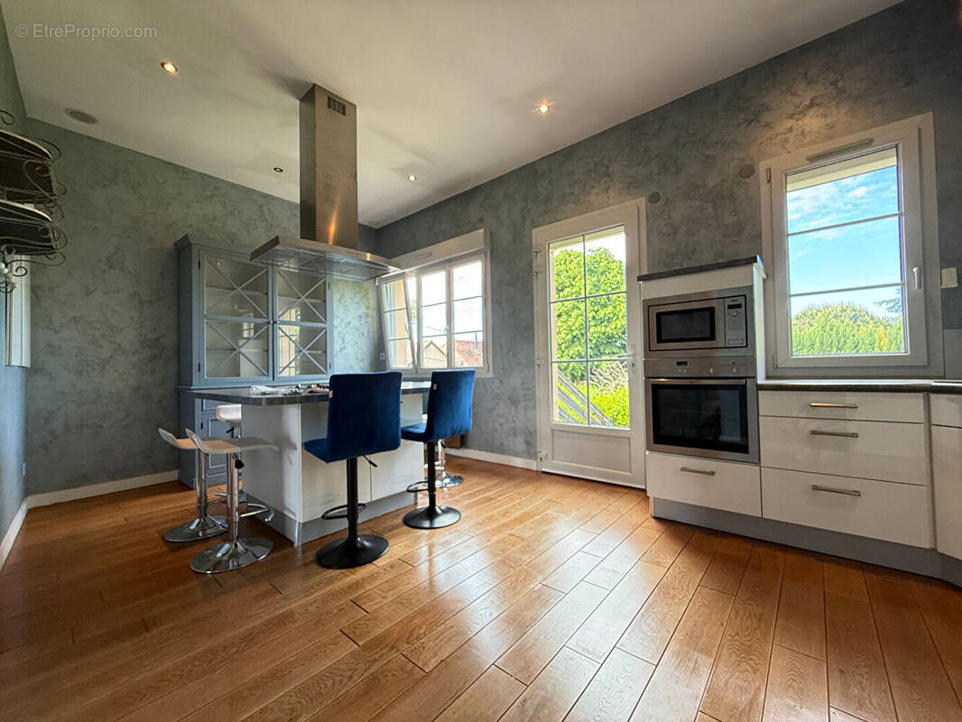 Appartement à LONS-LE-SAUNIER