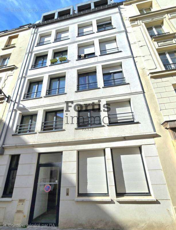 Appartement à PARIS-18E