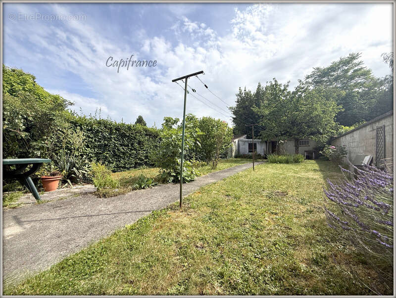 Maison à AULNAY-SOUS-BOIS