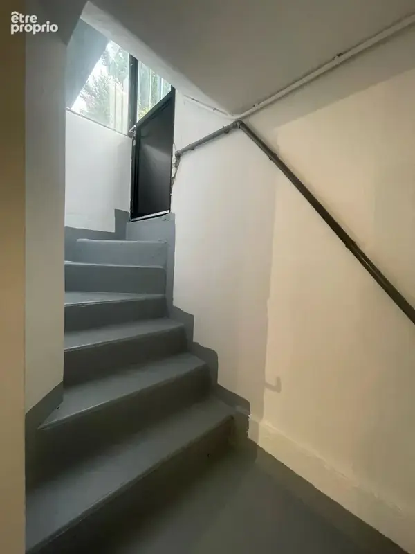 cave aménagée semi-enterrée avec accès privatif  Drancy - photo 6