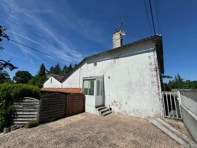 Maison à SAINT-MEDARD