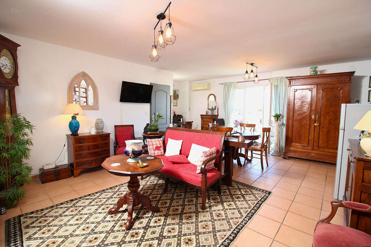 Appartement à SAINT-LAURENT-D&#039;AIGOUZE
