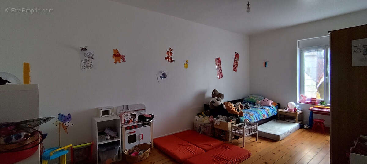 Maison à CHAMPROND-EN-GATINE