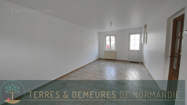 Maison à LONGUEVILLE-SUR-SCIE