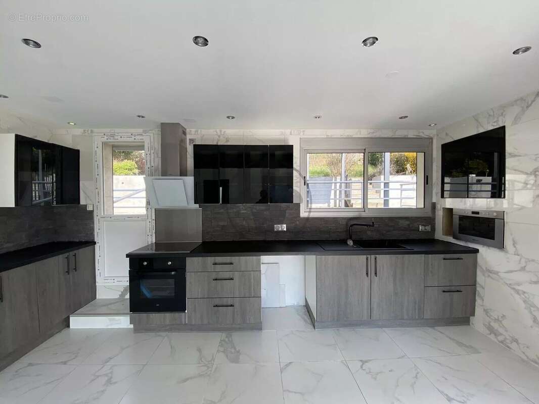 Maison à BAUME-LES-DAMES