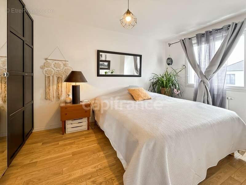 Maison à BRY-SUR-MARNE