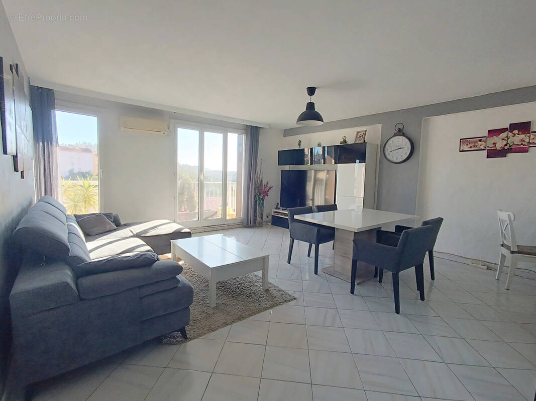 Appartement à MARSEILLE-13E