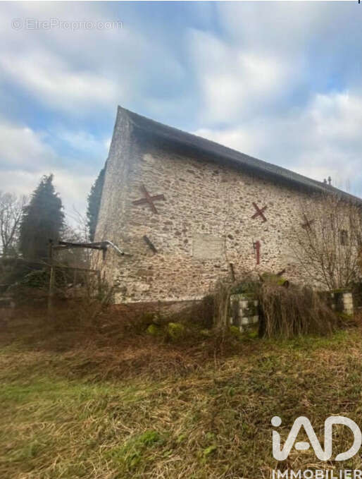 Photo 3 - Maison à GIREMOUTIERS