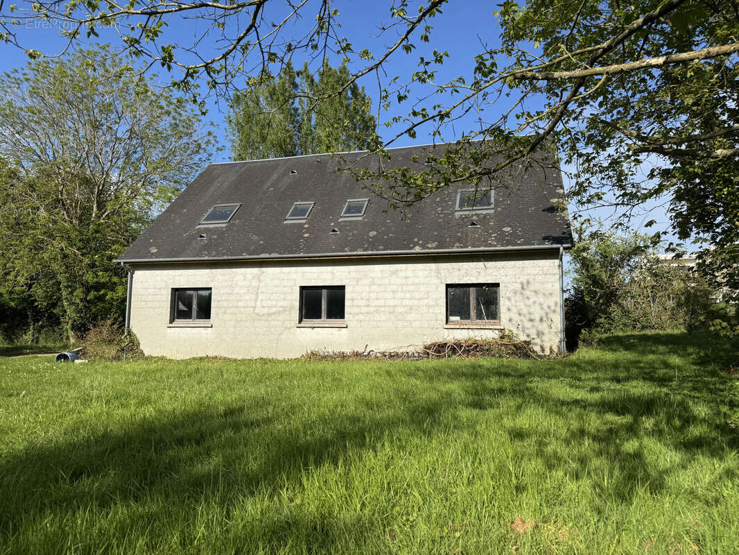 Maison à TILLY-SUR-SEULLES