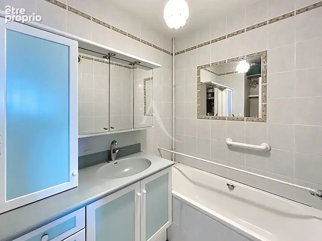 EXCLUSIVITE ! Appartement T3  - 80 m² - MÂCON - photo 9