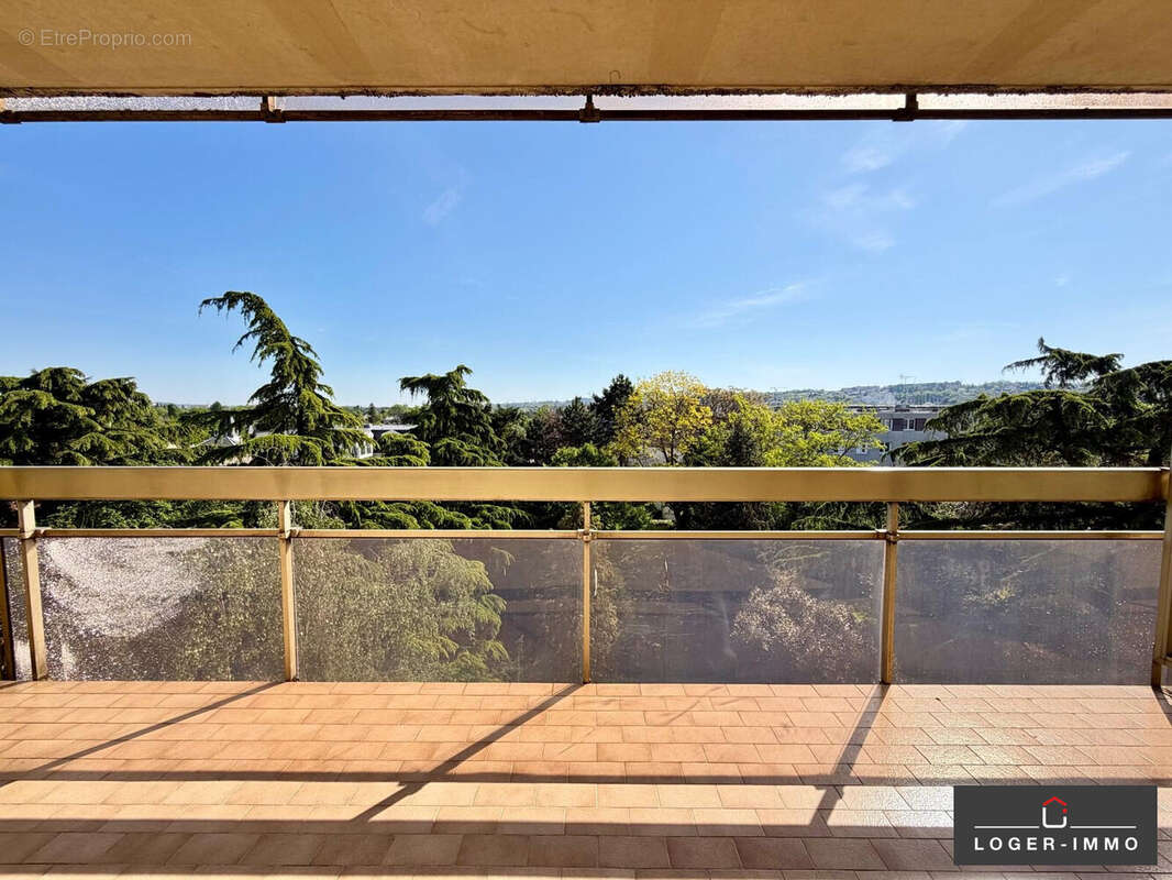Appartement à LE PERREUX-SUR-MARNE